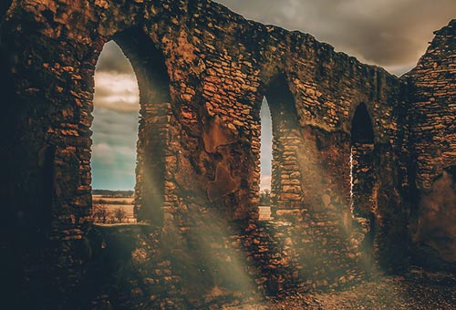 Que les ruines reprennent vie
